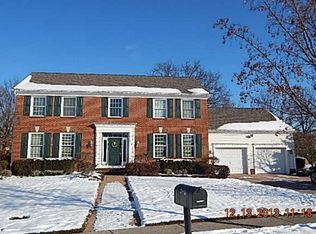 7438 Hampsted Sq N, New Albany, OH 43054