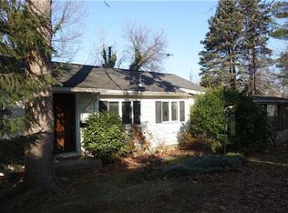 120 W Taurus St, Bethlehem, PA 18018