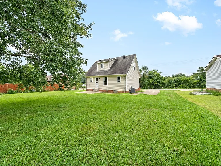2080 Carneal Ln — Photo 28