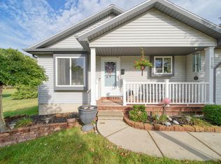 115 Ridgeview Ct, Grass Lake, MI 49240