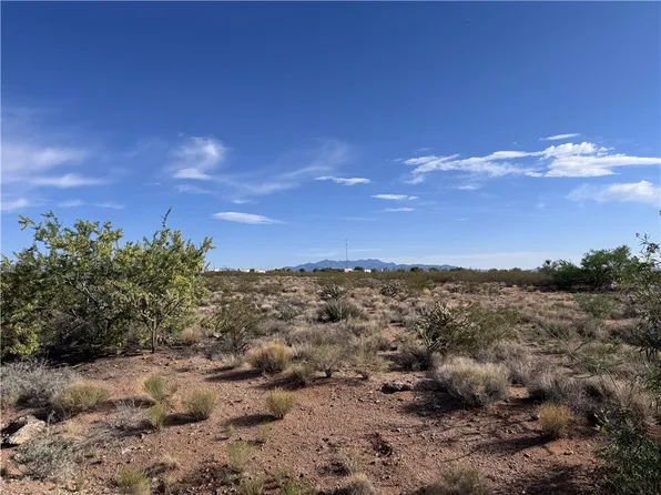 7264 E Stetson Dr, Kingman, AZ 86401