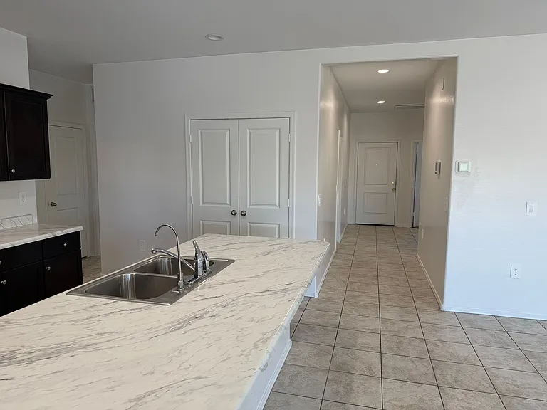 9427 E Alfalfa Dr — Photo 14