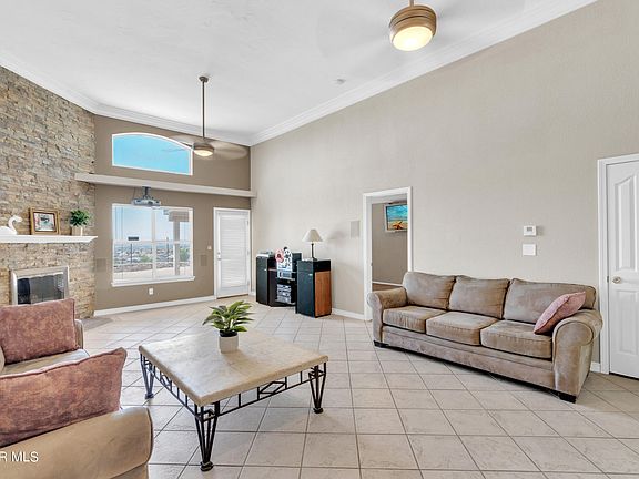 4th image of 1405 Kokopelli Way
