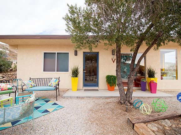 4th image of 7912 Victor Vista Ave