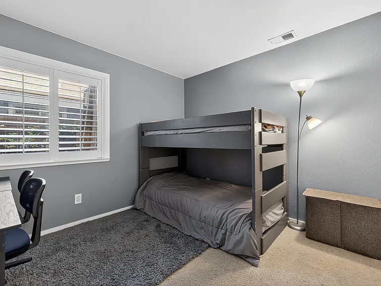 2133 Fairfax Pl — Photo 25