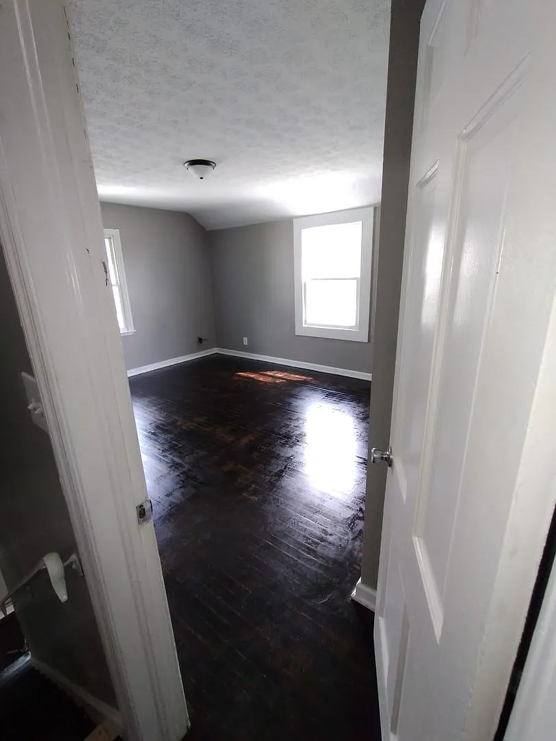 51-53 Waverly - D&S — Photo 4