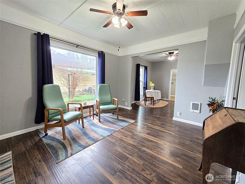 4th image of 1407 Laurel Street