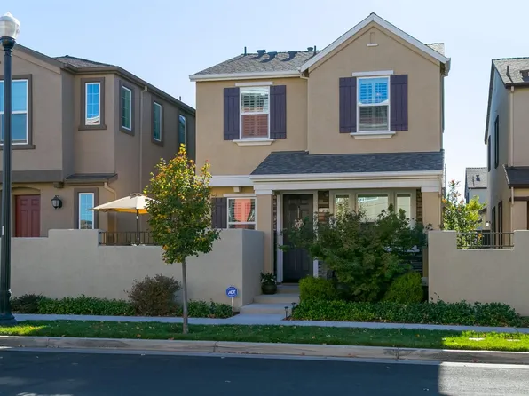 2316 Wharton Ln, Roseville, CA 95747