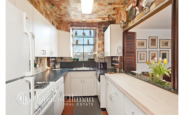 Sold by Douglas Elliman | media 9