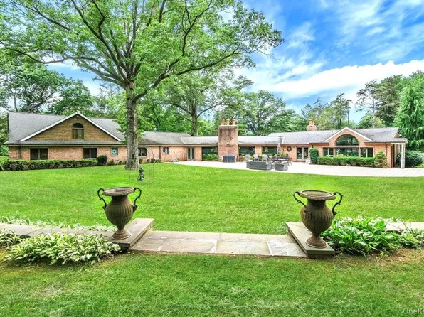 9 Chicken Valley Road, Old Brookville, NY 11545