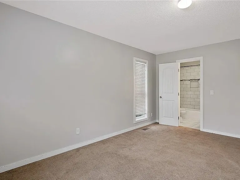316 Whipple Tree Ln — Photo 40