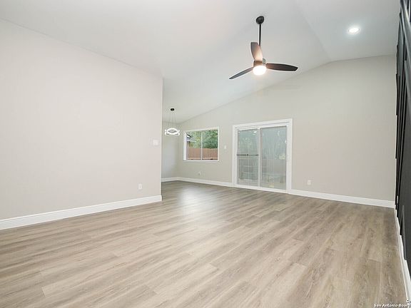 3rd image of 4335 BRICK HOUSE