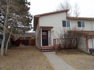 4320 Comanche Dr, Laramie, WY 82072