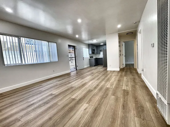 840 w 52nd St, 840 W 52nd St APT 2, Los Angeles, CA 90037