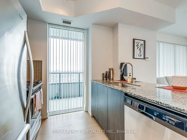 20 Shore Breeze Dr #1404 — Photo 13