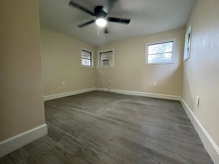 10292 Sandalfoot Blvd — Photo 5