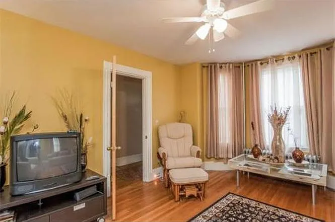 27 Becket St #1 — Photo 8