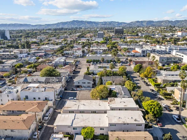1450 Harvard St APT 3, Santa Monica, CA 90404
