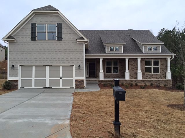 2nd image of 109 Clubhouse Ln