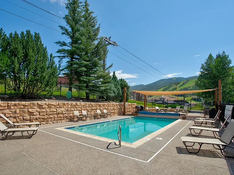 1550 Amble Dr #ID1564311P — Photo 45
