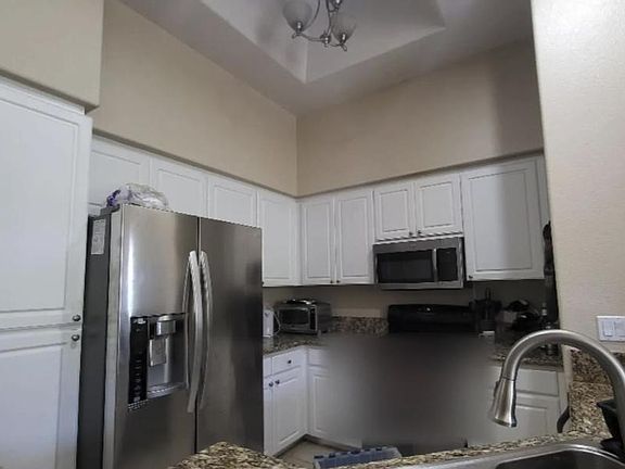 5th image of 4155 Executive Dr #E410