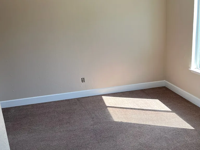 2473 Carriage Pl — Photo 10