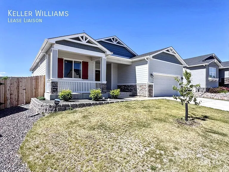 9344 Beaver Brook Dr — Photo 2