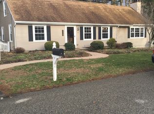 6 Chapman Ave, Wilmington, MA 01887