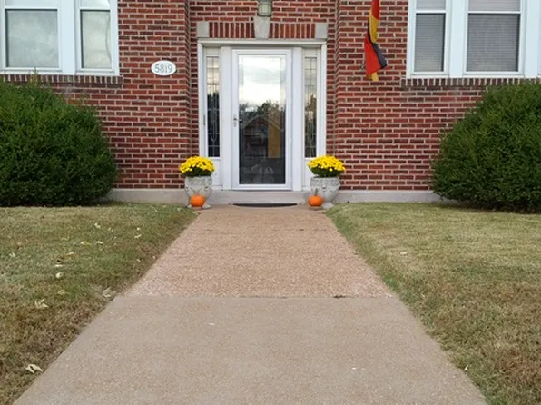 5819 S Kingshighway Blvd APT 2N, Saint Louis, MO 63109
