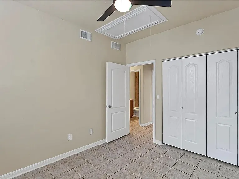 334 Newberry Main Cv — Photo 7