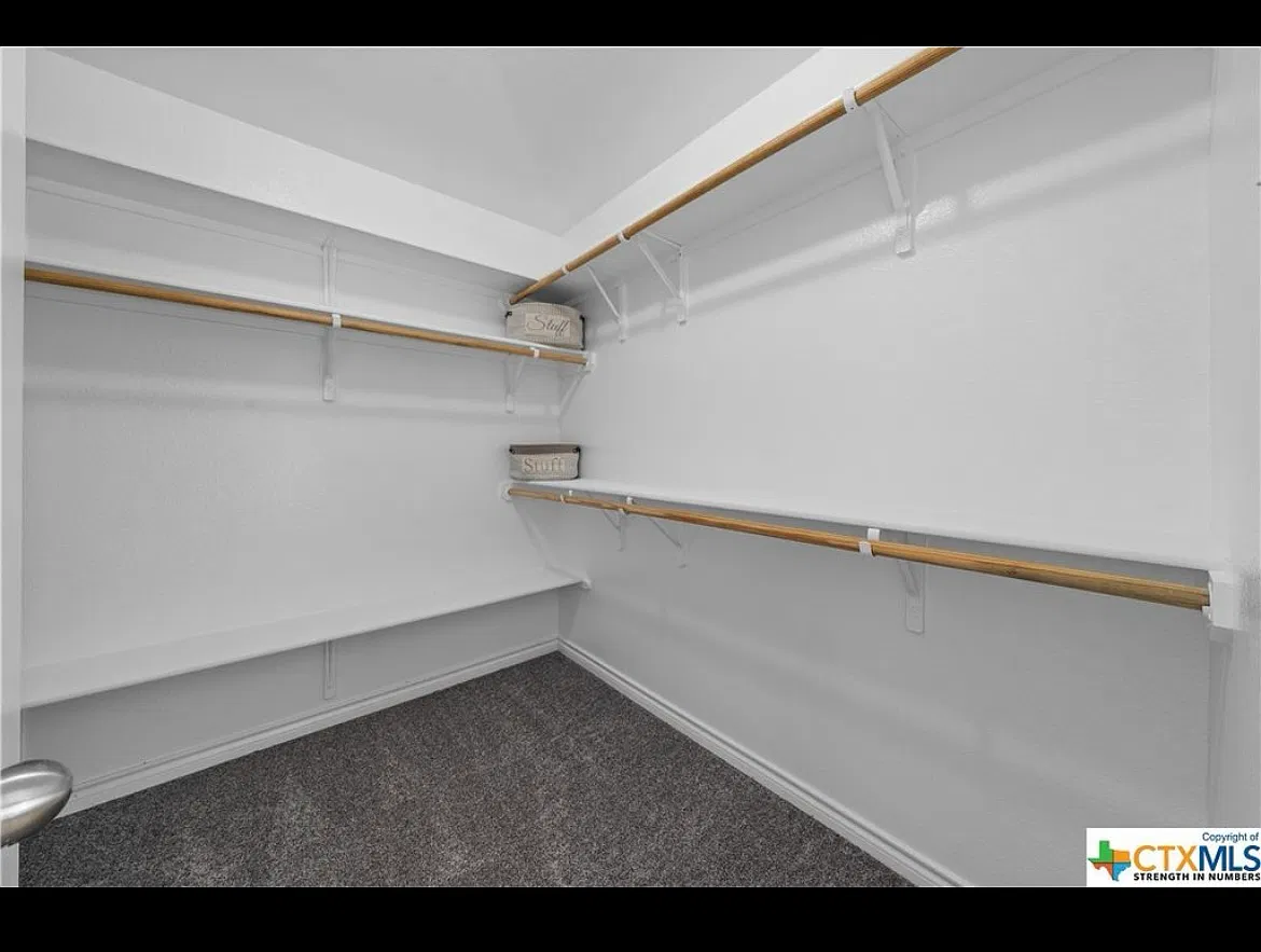 4 bed, 1800 sqft, $2,200 — Photo 3