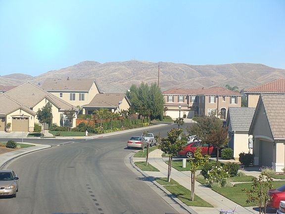 Mountain Views to the North 