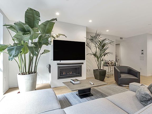 2nd image of 540 De Haro St #301