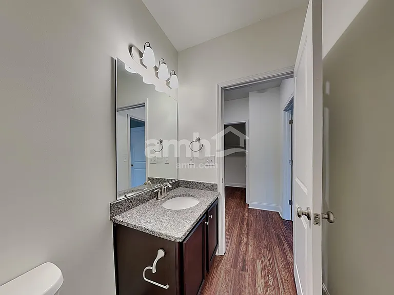 2141 Laurel Village Cir — Photo 25