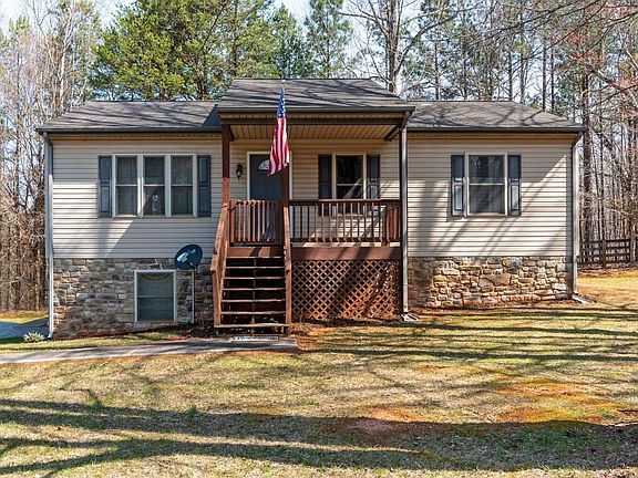 2120 Eagle Point Rd, Huddleston, VA 24104 | Zillow