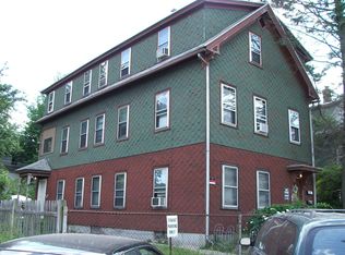 9 Lawrence St, Worcester, MA 01610