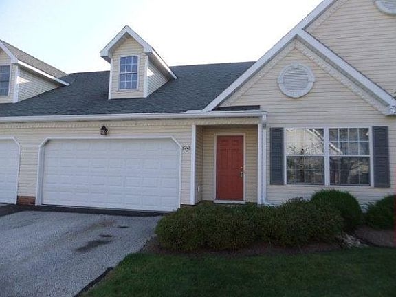 2nd image of 6726 Bayside Dr Unit 29