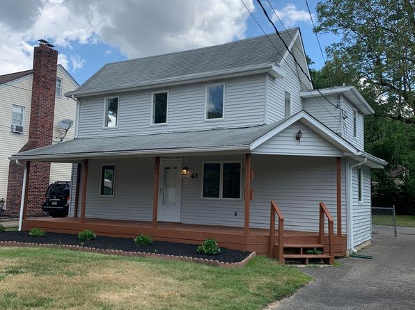 41 Columbia Ave Floor 2, Vineland, NJ 08360 – 2-bedroom rental in Vineland