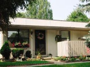 3226 Prange Dr, Cuyahoga Falls, OH 44223