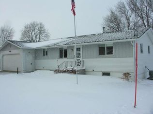 300 Mill St, Riceville, IA 50466