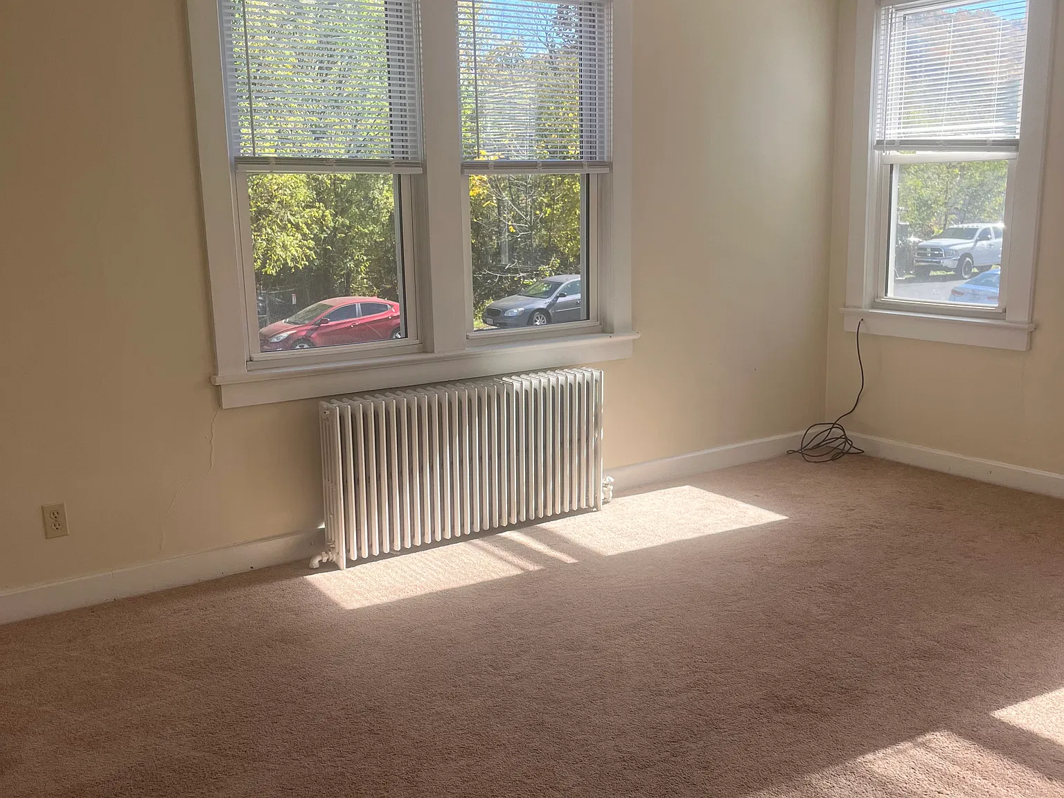 158 S Bayard Ave — Photo 2