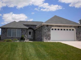 25 Chadwick Dr, Greencastle, PA
