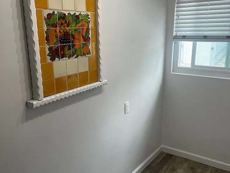 2613 W Olive Ave — Photo 14