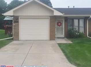 5912 Pine Ridge Rd #2, Lincoln, NE 68505