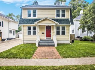 203 W Electric Ct, Sturgis, MI 49091