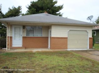 659 Jamaica Blvd, Toms River, NJ 08757