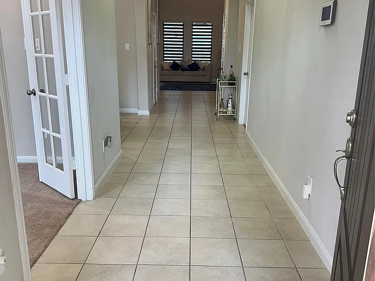 1617 Darwin Cedar Dr — Photo 5