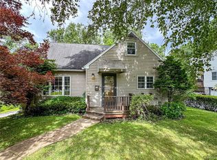 10 Bradley Rd, New Hartford, NY 13501