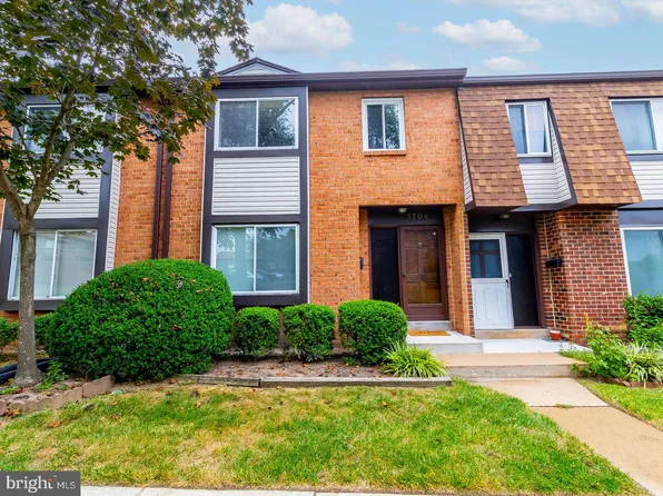 3704 Golf View Dr, Newark, DE 19702