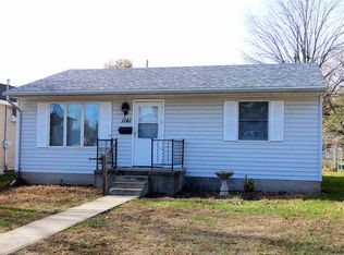 1141 S 3rd St, Clinton, IN 47842